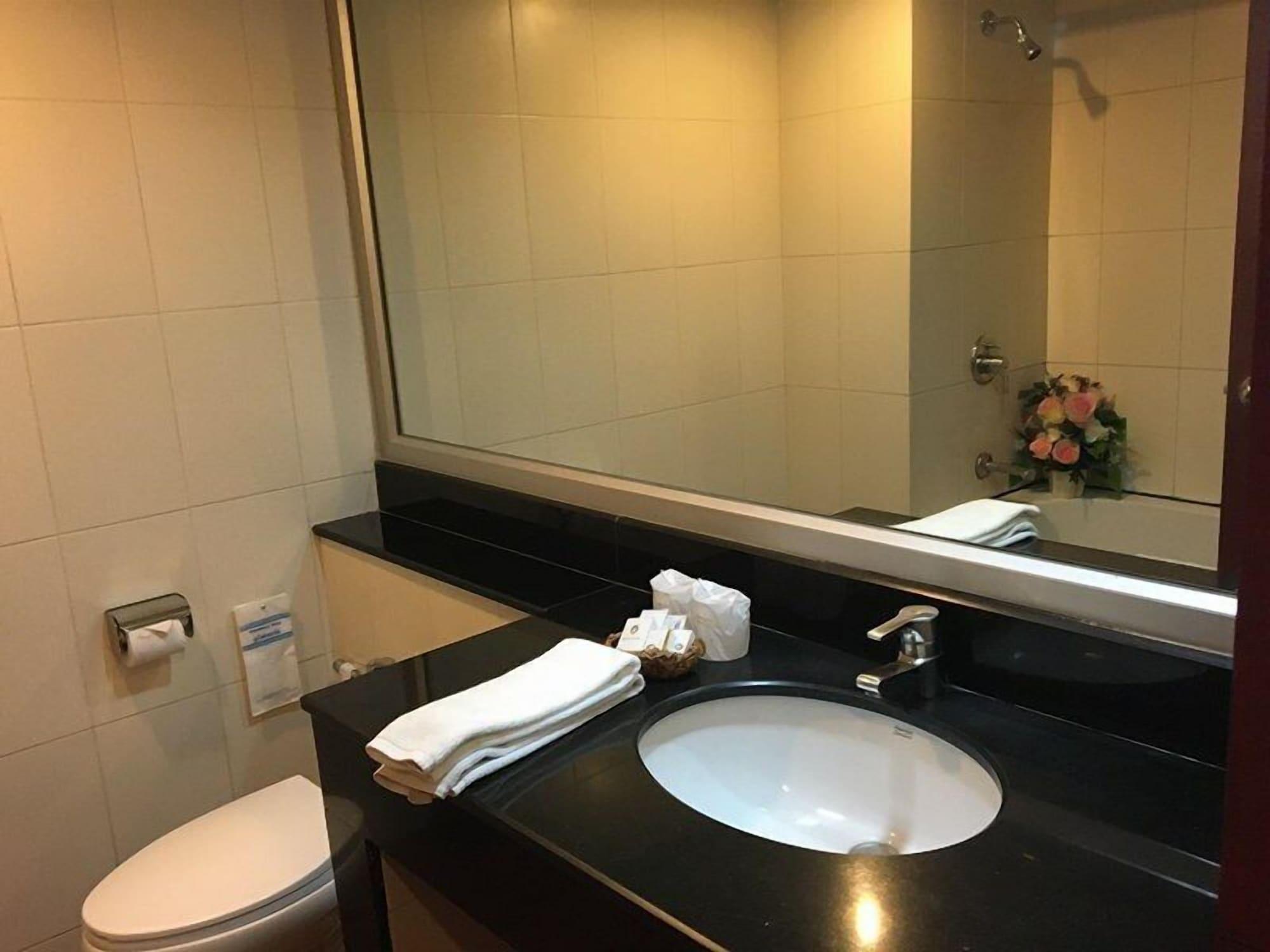 Hatyai Golden Crown Hotel Хат'яй Екстер'єр фото