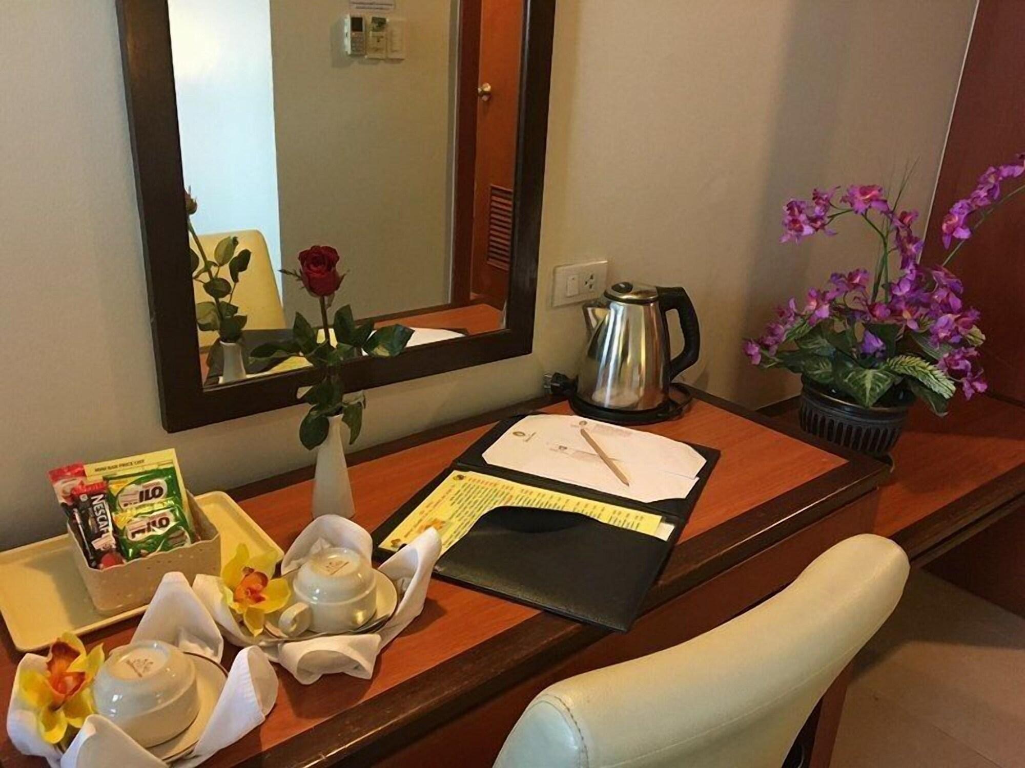 Hatyai Golden Crown Hotel Хат'яй Екстер'єр фото