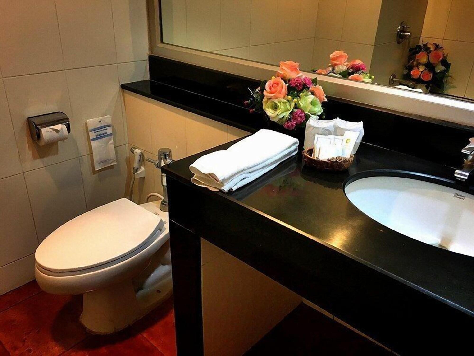 Hatyai Golden Crown Hotel Хат'яй Екстер'єр фото
