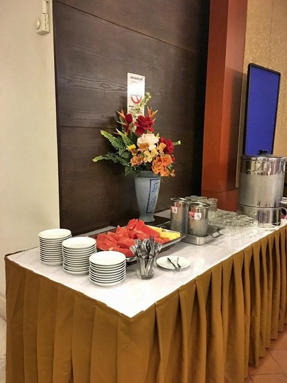 Hatyai Golden Crown Hotel Хат'яй Екстер'єр фото