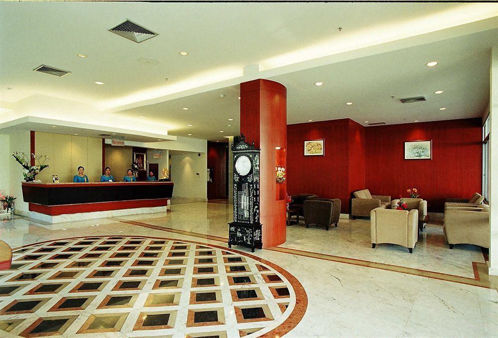 Hatyai Golden Crown Hotel Хат'яй Екстер'єр фото
