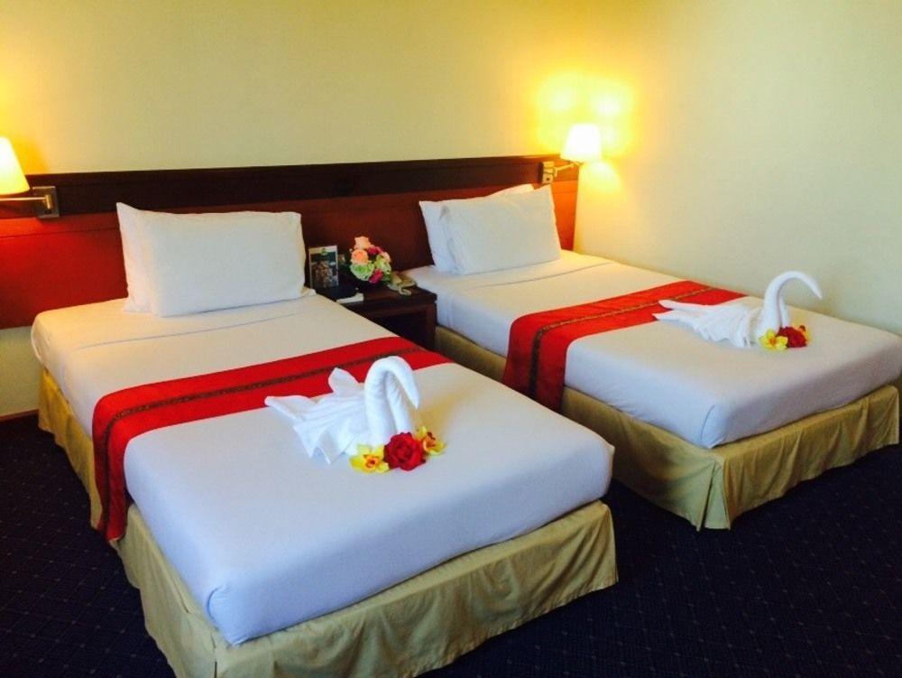 Hatyai Golden Crown Hotel Хат'яй Екстер'єр фото