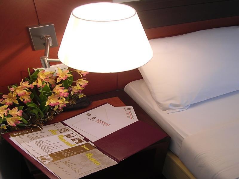 Hatyai Golden Crown Hotel Хат'яй Екстер'єр фото