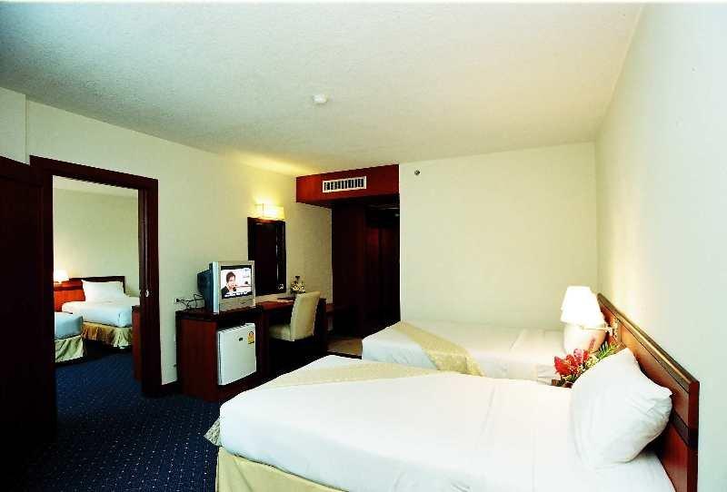 Hatyai Golden Crown Hotel Хат'яй Екстер'єр фото