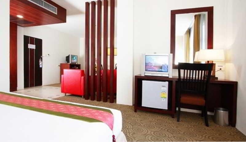 Hatyai Golden Crown Hotel Хат'яй Екстер'єр фото